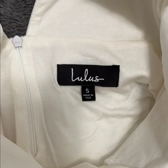 Lulu's Ivory Lace Dress - Picture 4 of 5